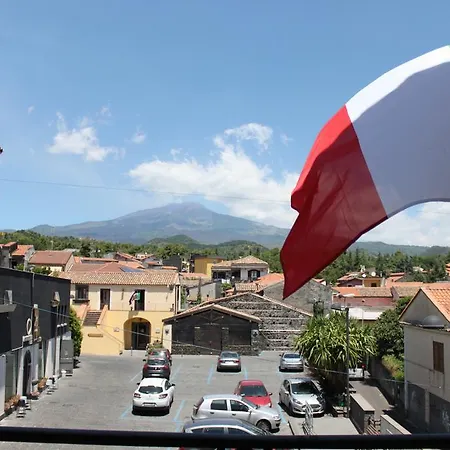 Etna Akme Bed & Breakfast