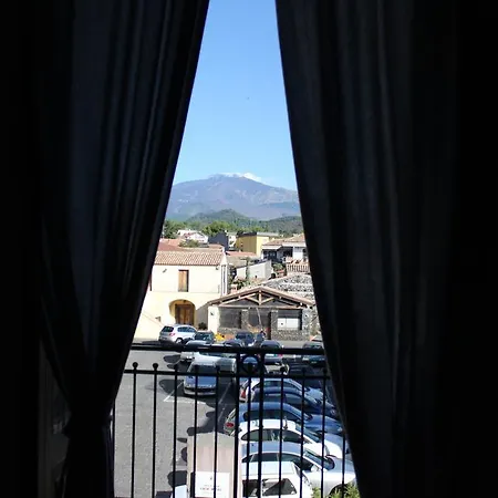 Etna Akme Bed & Breakfast