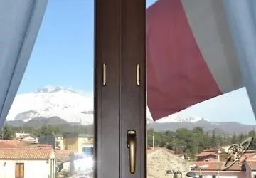 Etna Akme B&B 니콜로시